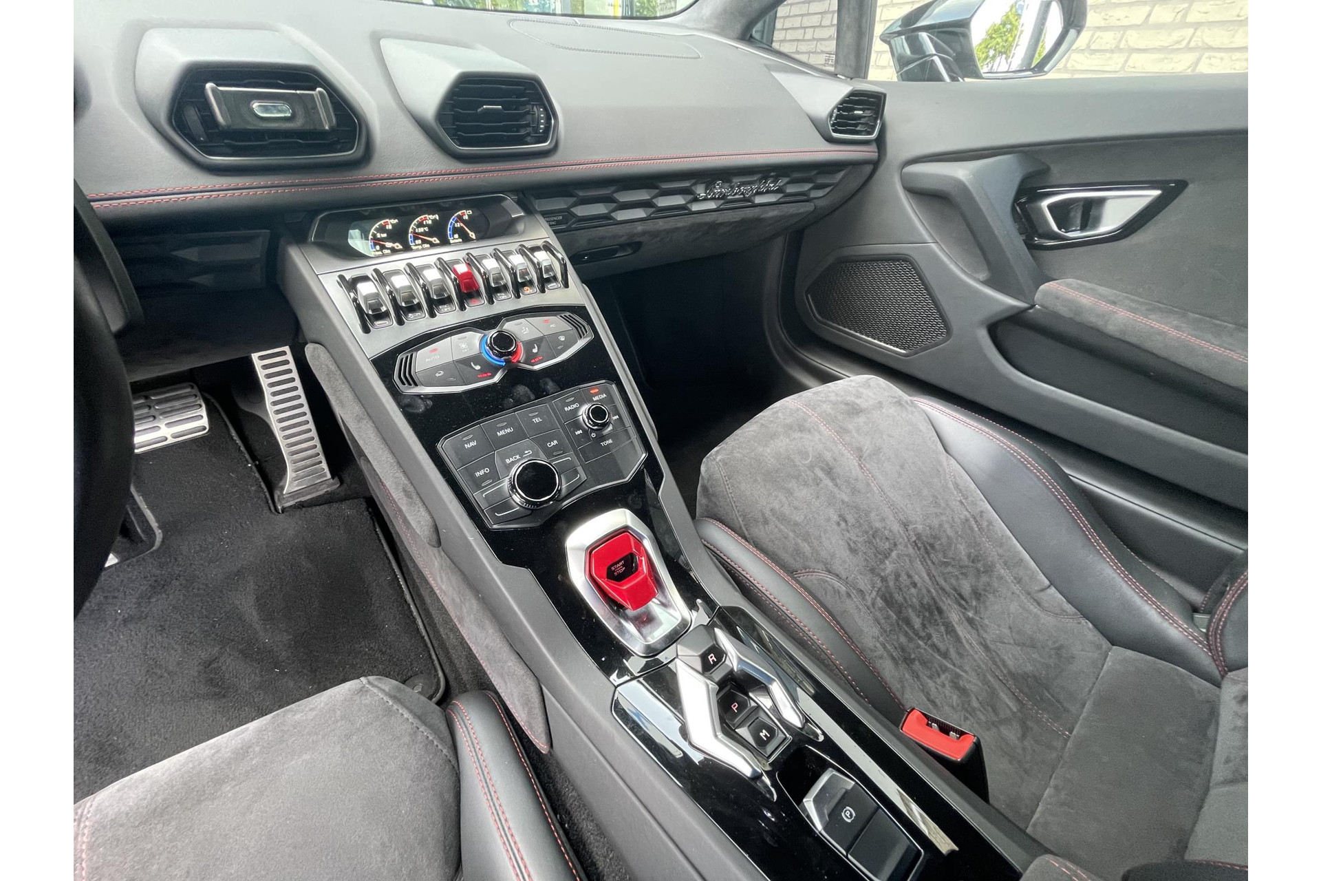 Lamborghini Huracan SUPERCHARGER*AKRAPOVIC*EVENTURI*NOVITEC*STERTMAN*